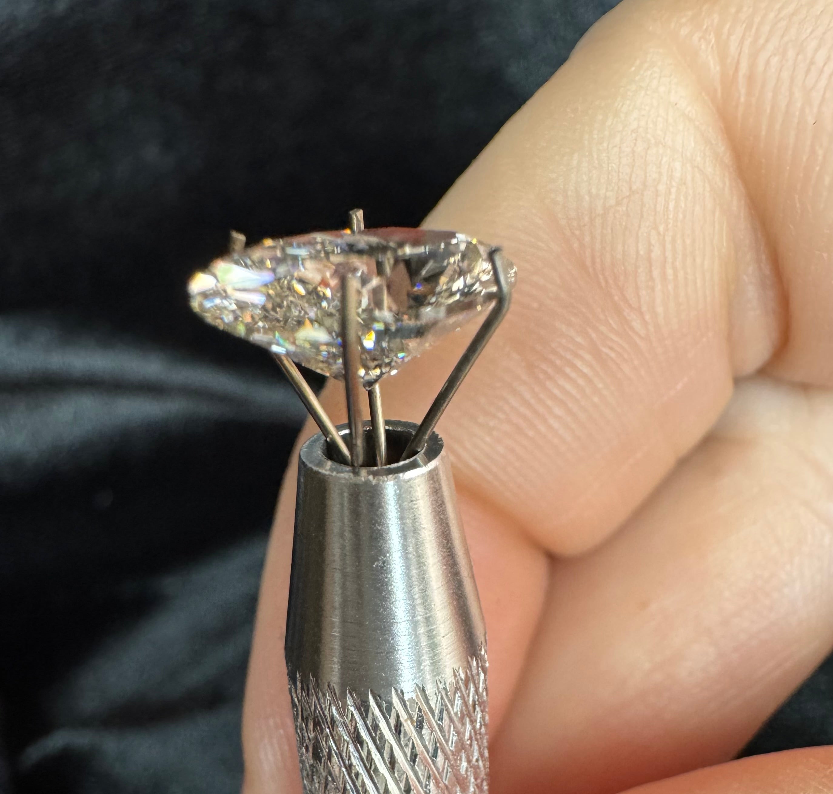 2.73 ct Oval Cut IGI Certified Lab Diamond