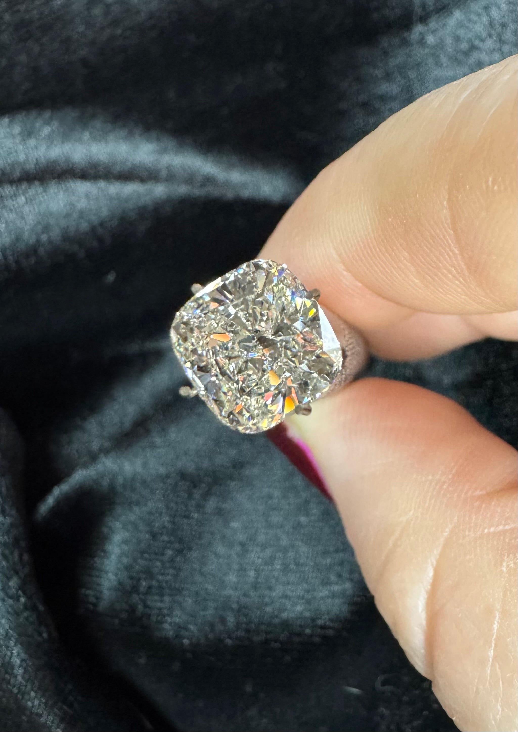 3.01 ct Cushion Cut IGI Certified Lab Diamond