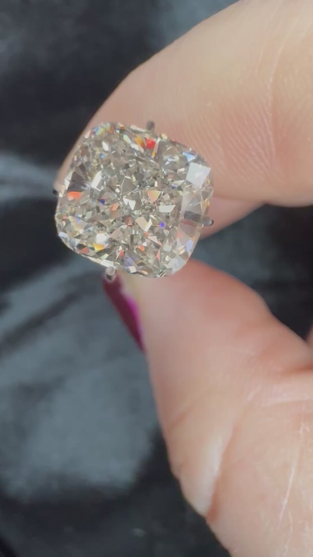 3.01 ct Cushion Cut IGI Certified Lab Diamond